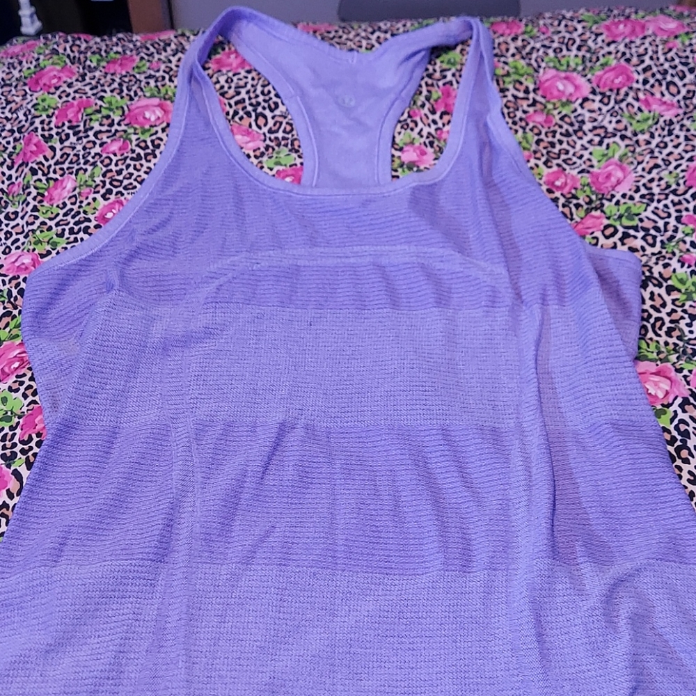 Lululemon tank top